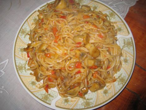 gombas_csirkes_spagetti.jpg